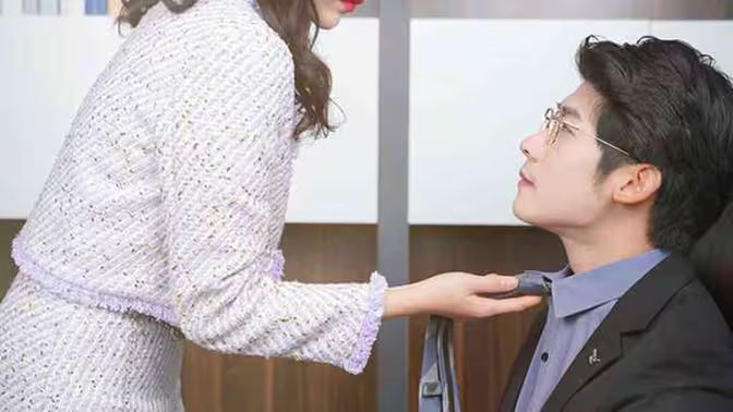 被偷走爱的那十年 第21-43集完结(大结局)